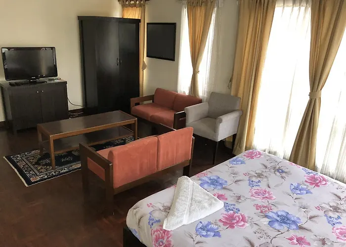 Bodhi Homes Bed & Breakfast *